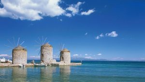 Ein Stück Vergangenheit: Die Windmühlen an der Ostküste von Chios laden zum Entspannen und Verweilen ein.