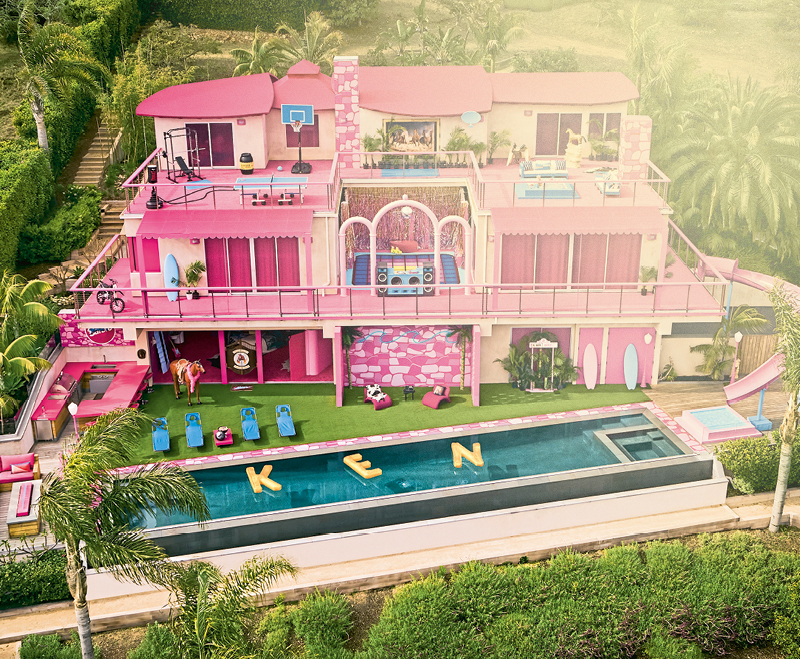 knallpinkes Barbie-Traumhaus an der Küste Malibus