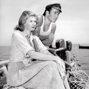 Schwarz-Weiß-Foto, das die schwedische Schauspielerin ­Ingrid Bergman und den Schauspieler Mario Vitale zeigt, bei dem Roberto Rossellini Regie führte.