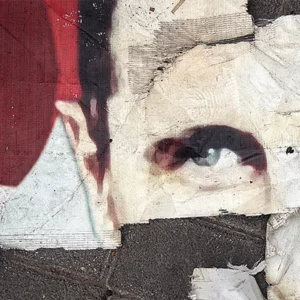 Zerrissene Flagge aus der Assad-Diktatur.