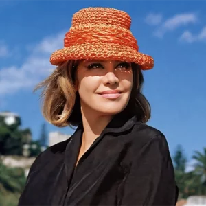 Hildegard Knef in St. Tropez an der Côte d'Azur im Jahr 1964
