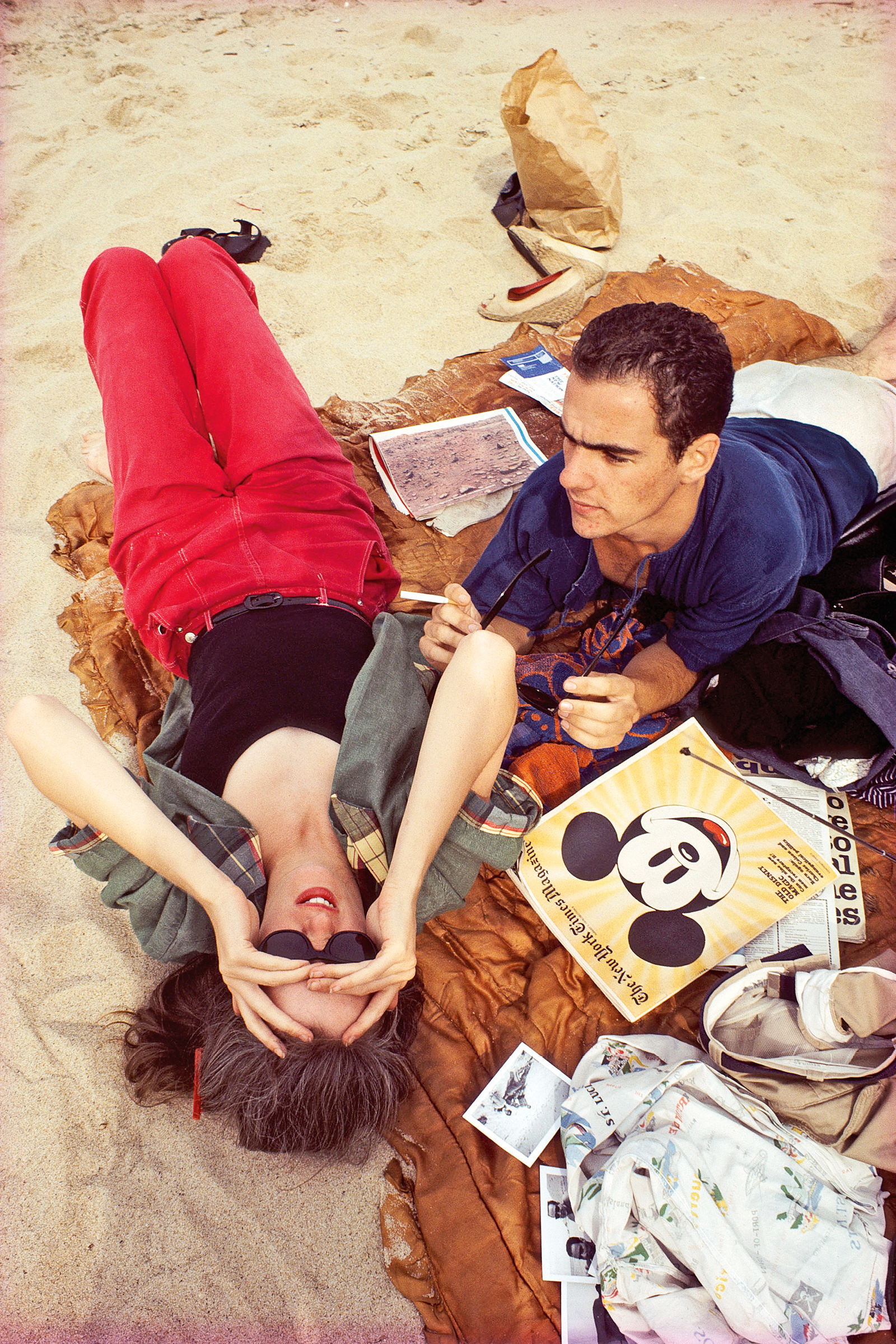 Freunde am Strand in Massachusetts