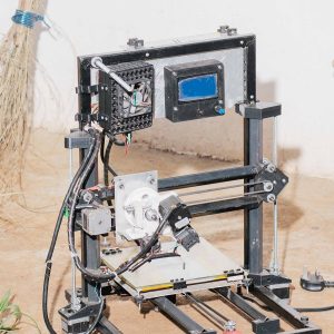 Do it yourself: Das Start-up AB3D aus Nairobi baut 3D-Drucker aus recyceltem Elektroschrott.